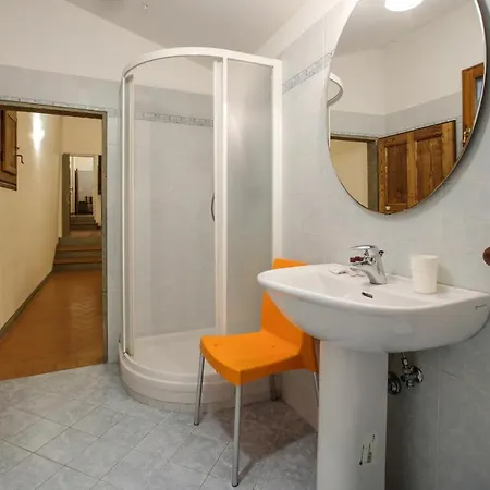 Apartment Roomy And Elegant By Piazza Pitti